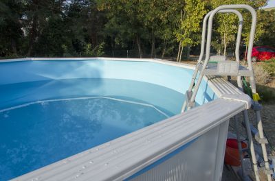 Remove Algae from the Above Ground Pool!